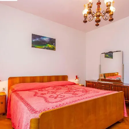 Apartamento Edi *