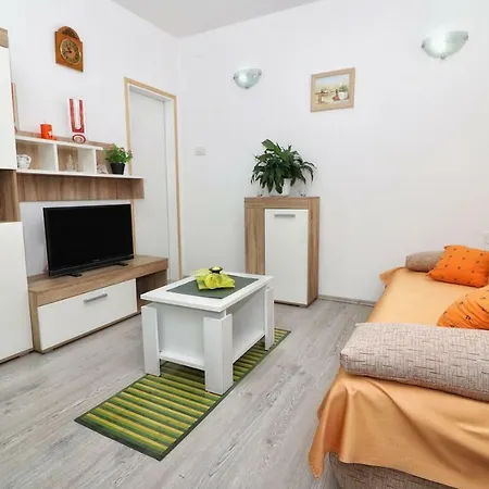 Edi Apartment *